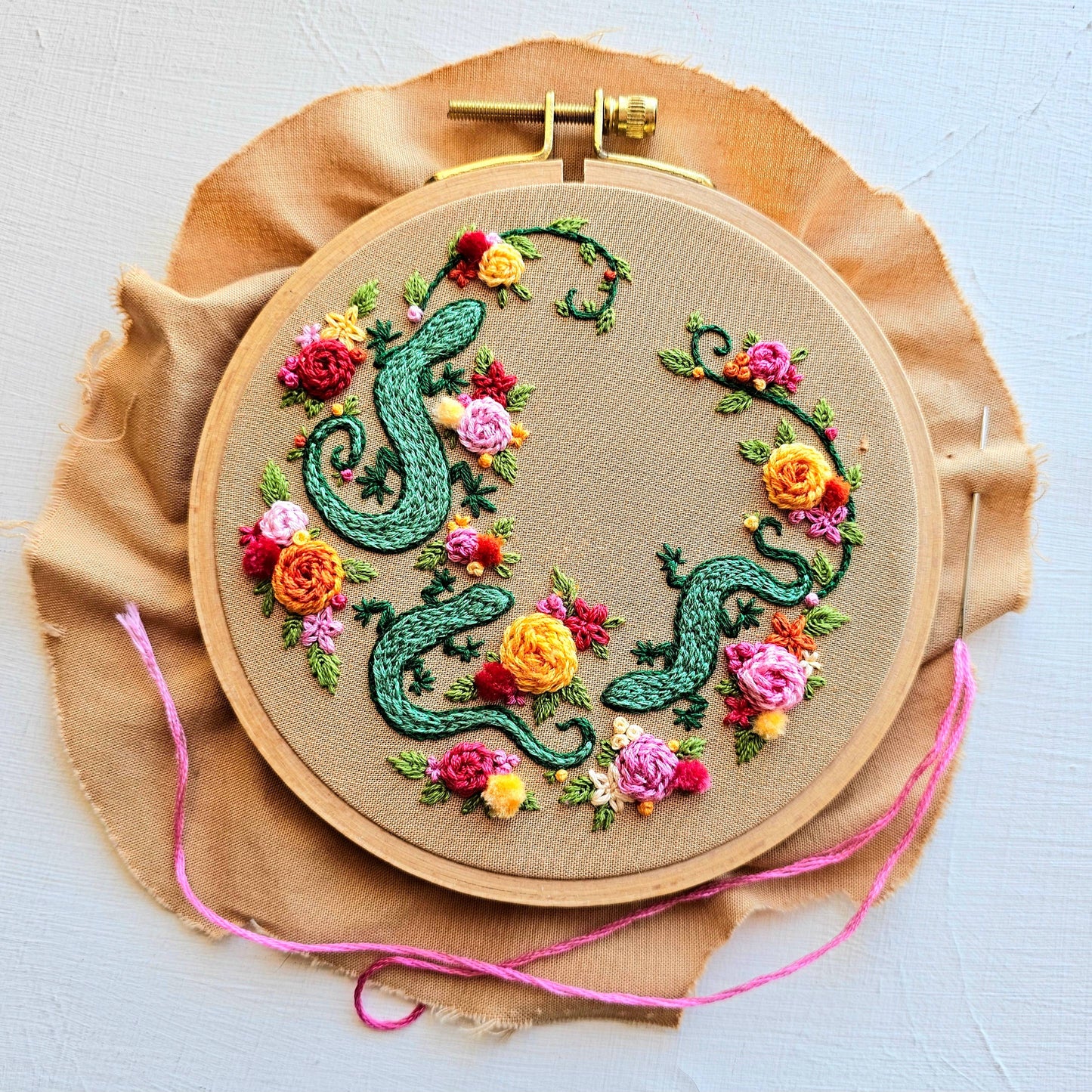 Backyard Geckos hand embroidery kit