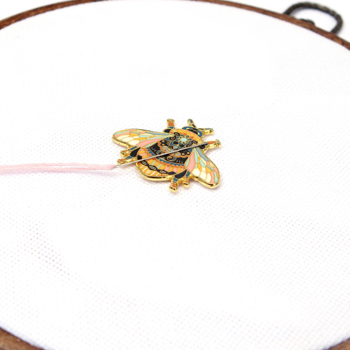 Mandala Bumblebee NM082 - Magnetic Needle Minder Set #1