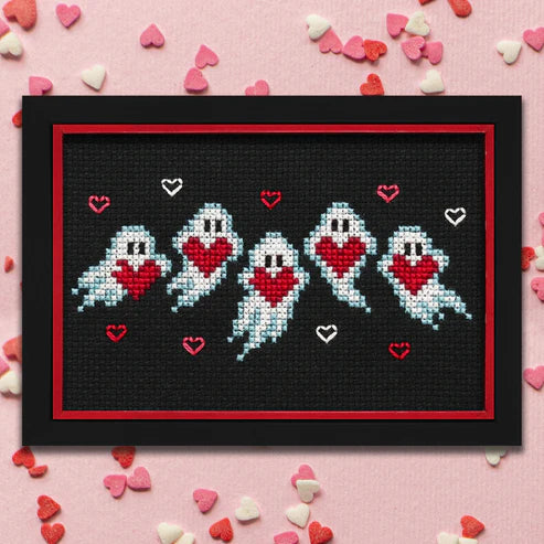 Ghostly Valentine by Lola Crow