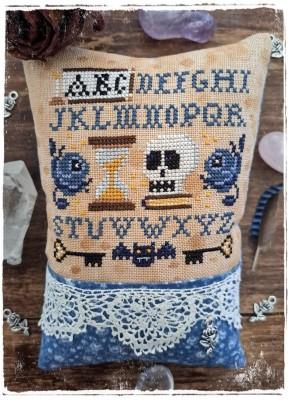 Memento Mori by Fairy Wool in the Woods