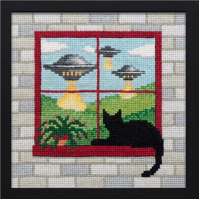 What The Cat Saw: Close Encounters Cross Stitch by Lola Crow