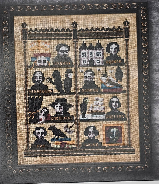 Gothic Authors: Lola Crow